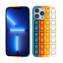 Kryt pro Apple iPhone 13 Pro - bubliny "Pop it" - silikonový - zelený / oranžový