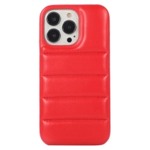 Kryt pre Apple iPhone 15 Pro - mäkké prešívanie - umelá koža - červený