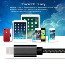 Synchronizační a nabíjecí kabel - Lightning pro Apple zařízení - tkanička - kovové koncovky - černý - 1m