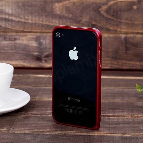Ochranný ultra tenký hliníkový rámeček / bumper LOVE MEI (tl. 0,7 mm) pro Apple iPhone 4 / 4S - červený